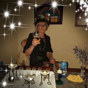 Meet your Posher, Crystal